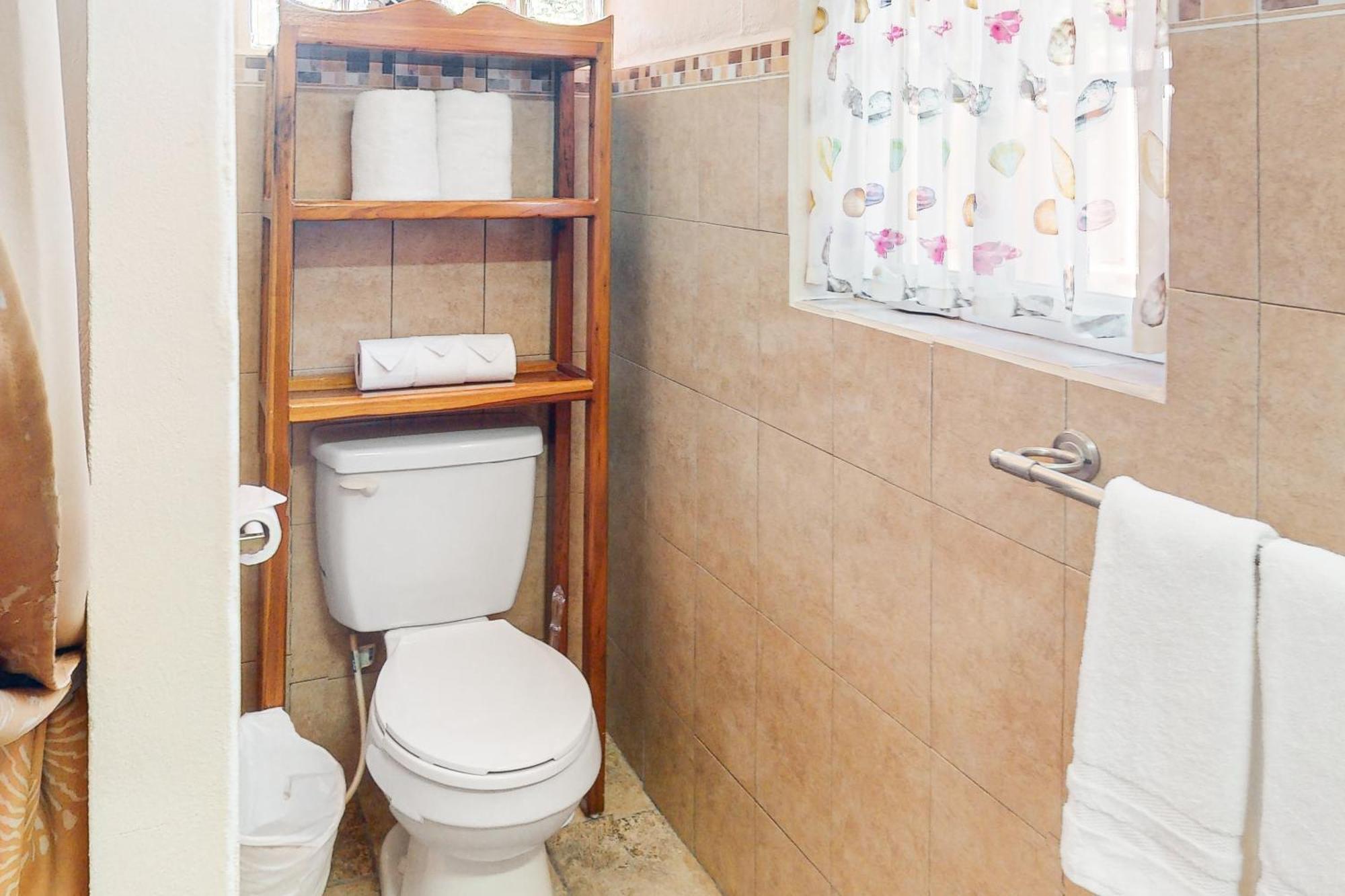 Hummingbird Home Suites San Pedro  Rum bild